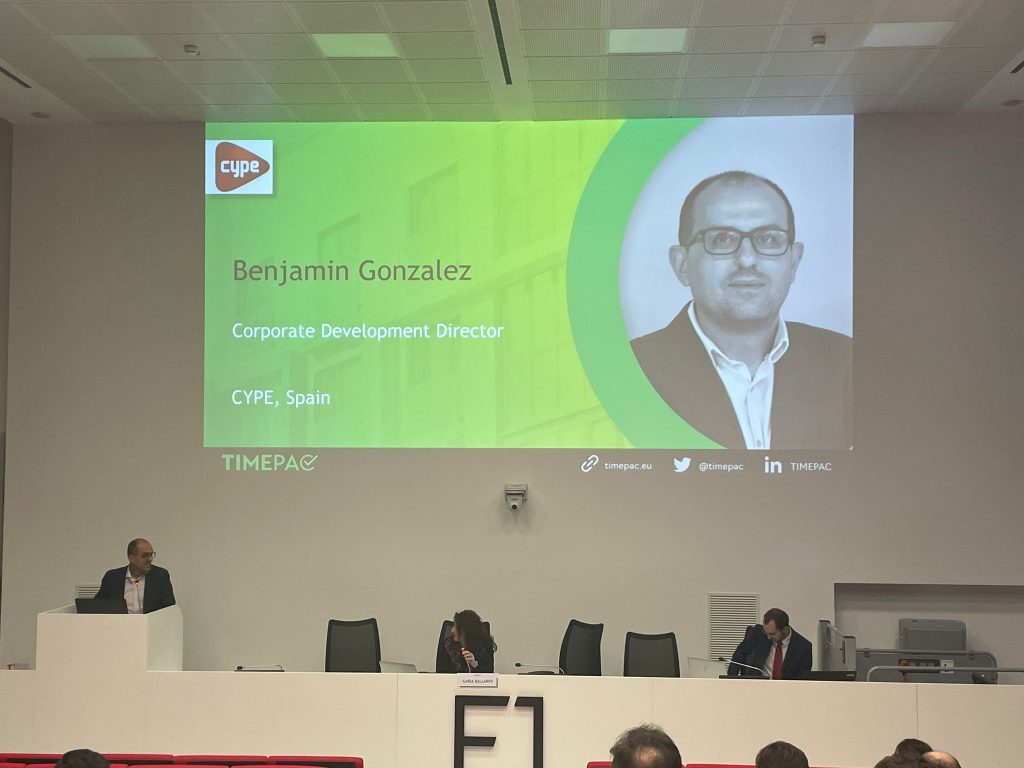Benjamín González hace una presentación en el workshop de TIMEPAC en Torino celebrado el 30 de noviembre de 2022